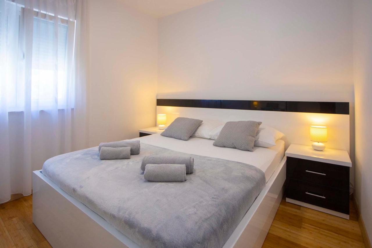 Apartment Lauc Макарска Экстерьер фото