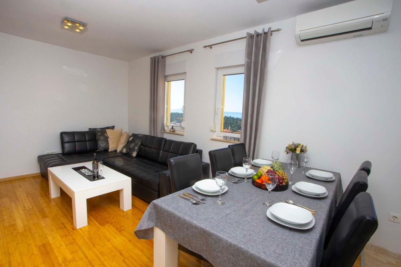 Apartment Lauc Макарска Экстерьер фото