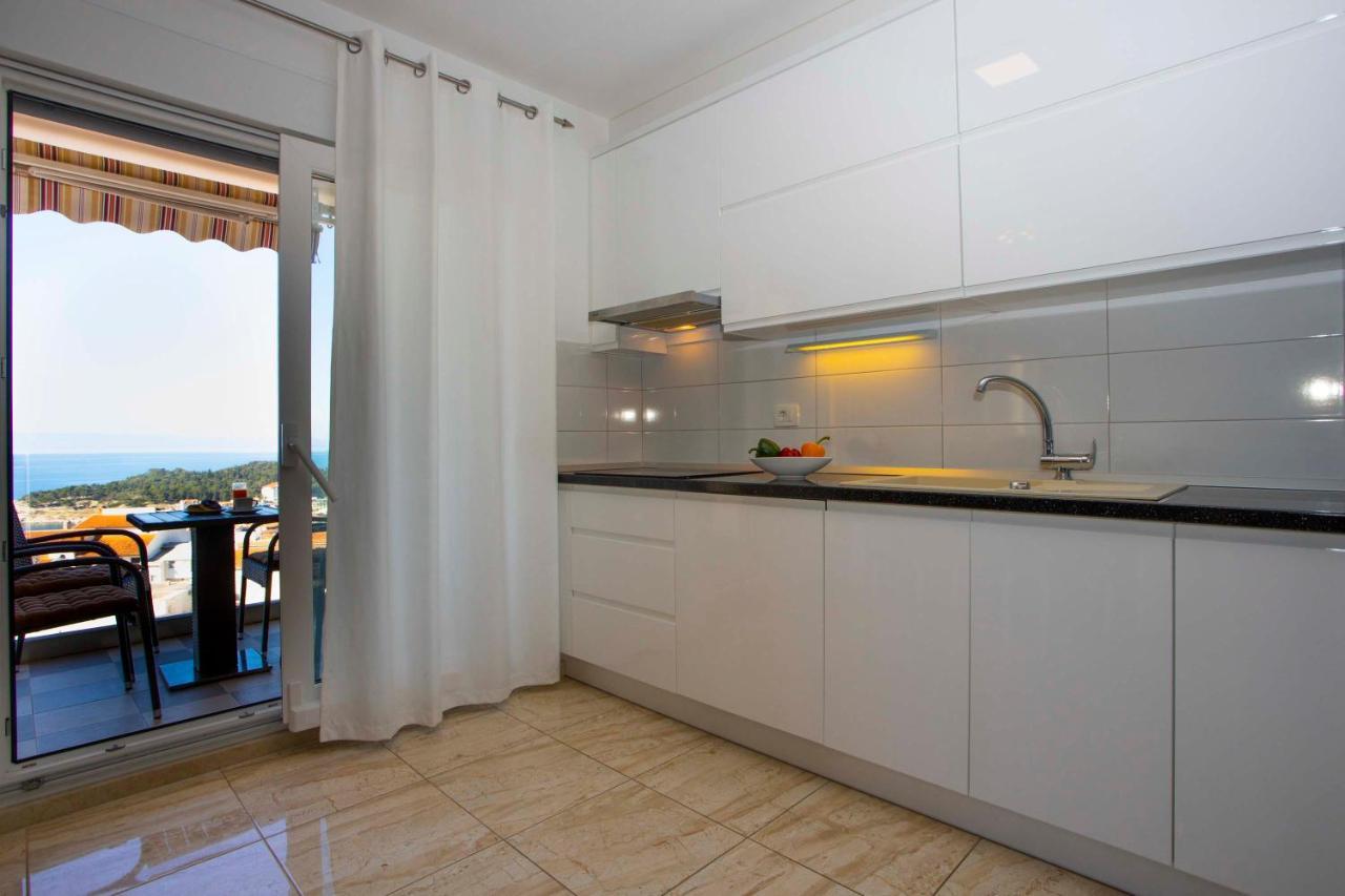 Apartment Lauc Макарска Экстерьер фото